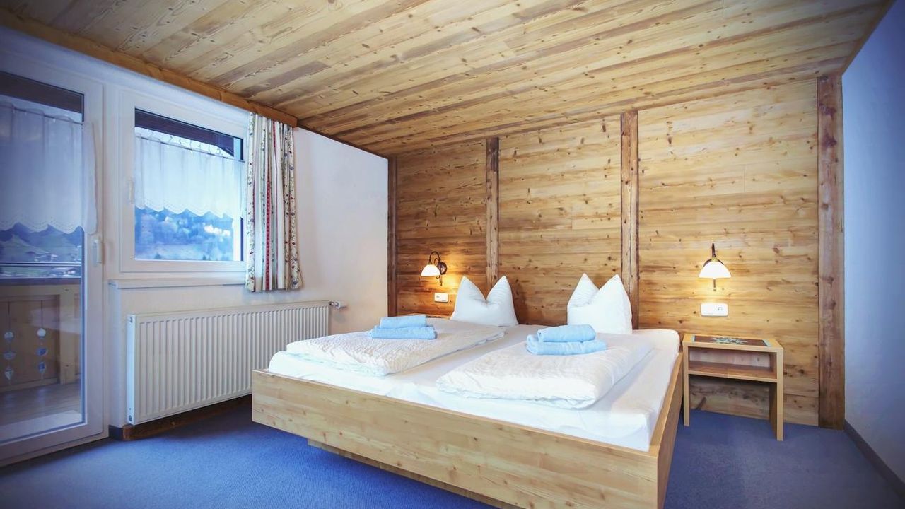 FW 9-13 I Schlafzimmer FW 9-13 I Schlafzimmer